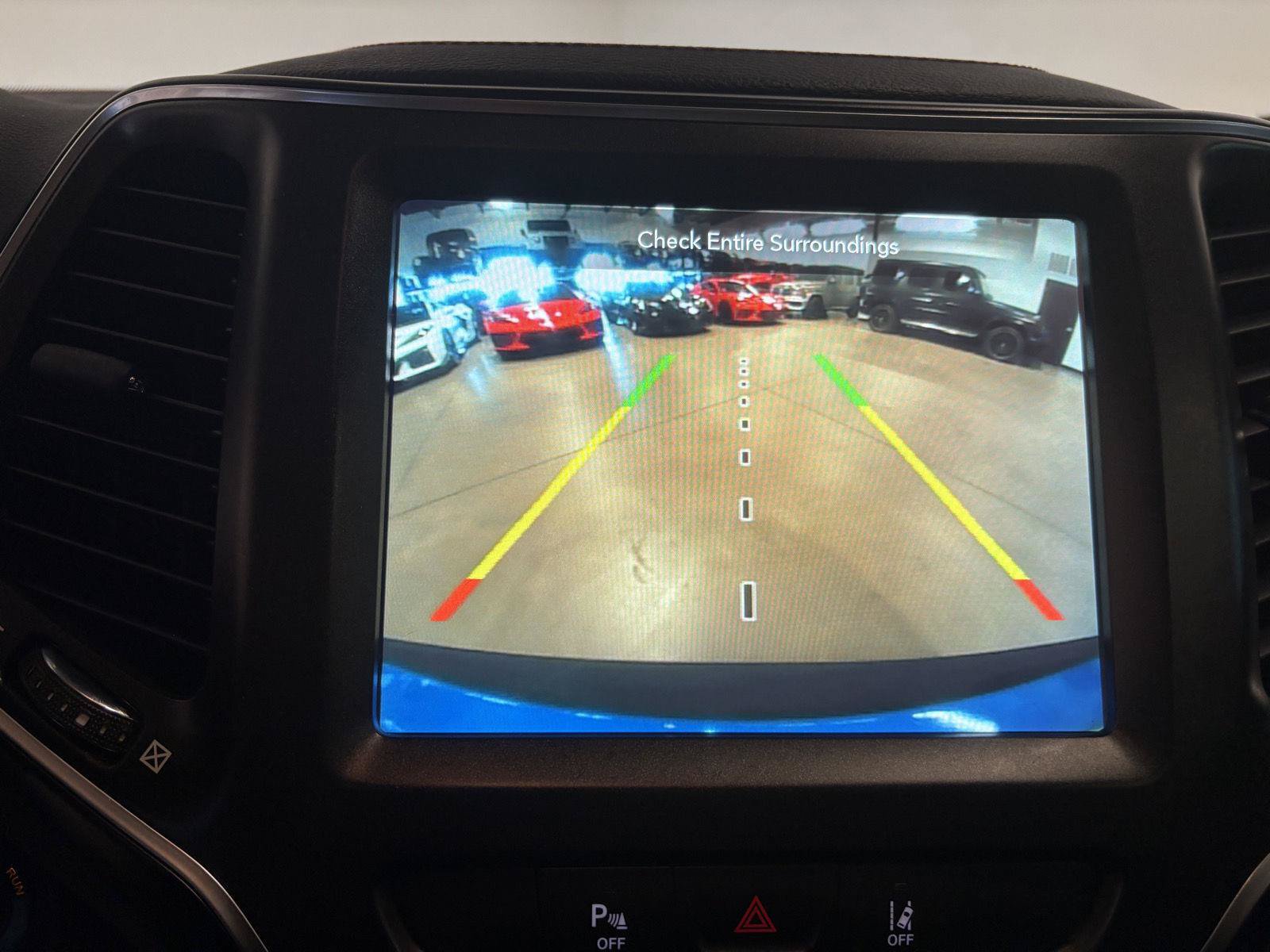 Used 2021 Jeep Cherokee Trailhawk w/ Sun, Sound & Nav Group AWD/4WD image 25