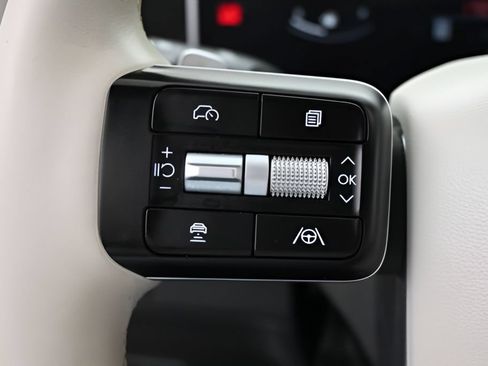 Used 2024 Hyundai Santa Fe SEL FWD image 32