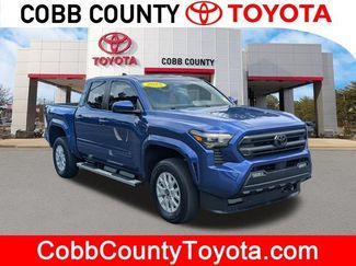 Used 2025 Toyota Tacoma SR5 AWD/4WD video 1