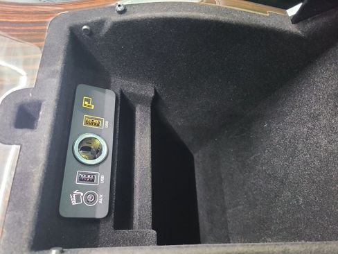 Used 2016 Land Rover Range Rover image 36