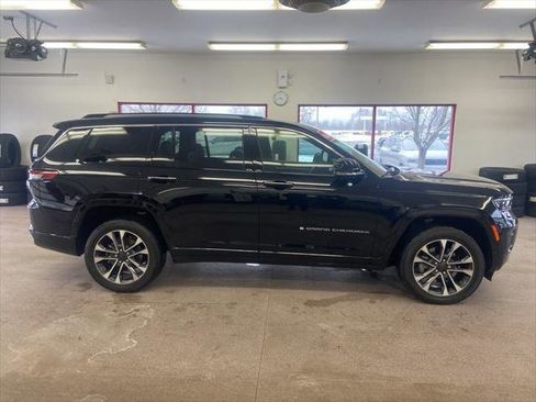 Certified 2022 Jeep Grand Cherokee L Overland w/ Luxury Tech Group IV image 25