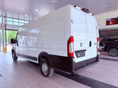Used 2025 RAM ProMaster 3500 w/ Convenience Group FWD image 7