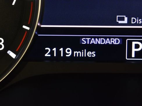 Certified 2025 INFINITI QX50 Luxe image 21