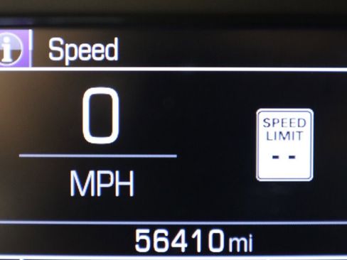 Used 2018 GMC Sierra 1500 SLT image 15