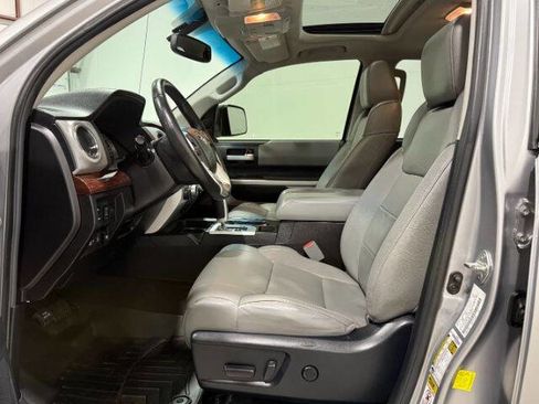Used 2015 Toyota Tundra Limited w/ Limited Premium Package image 13