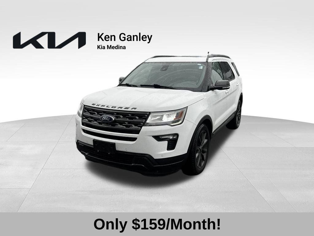 Used 2018 Ford Explorer XLT w/ Equipment Group 202A AWD/4WD image 1
