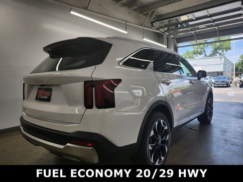New 2025 Kia Sorento SX image 3