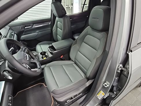 New 2026 GMC Terrain AT4 w/ Convenience Package III image 28
