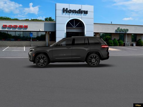 New 2026 Jeep Grand Cherokee Limited image 3