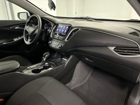 Used 2024 Chevrolet Malibu LT image 88