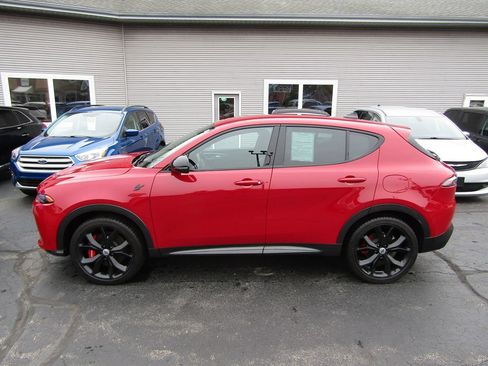 Used 2024 Dodge Hornet R/T AWD/4WD image 2