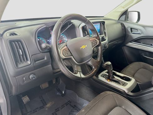 Used 2021 Chevrolet Colorado LT image 22