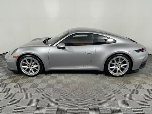 Certified 2025 Porsche 911 Carrera image 2