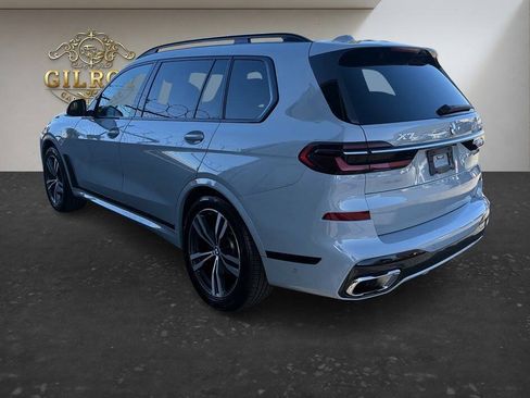 Used 2024 BMW X7 xDrive40i w/ M Sport Package AWD/4WD image 18