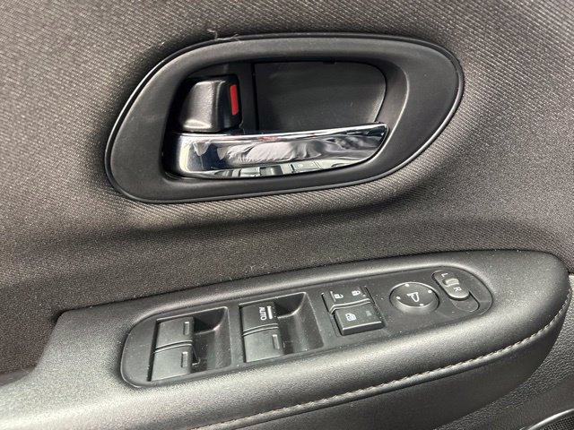 Used 2020 Honda HR-V Sport image 21