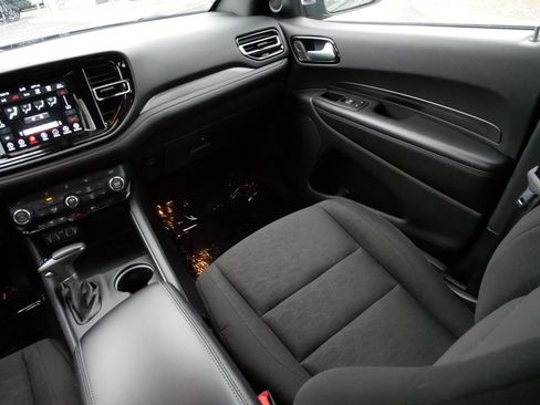 Used 2024 Dodge Durango SXT AWD/4WD image 11