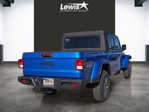 New 2026 Jeep Gladiator Sport image 4