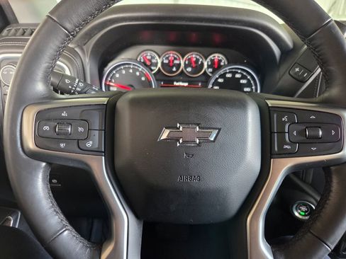 Used 2021 Chevrolet Silverado 1500 LT Trail Boss w/ Convenience Package II AWD/4WD image 6