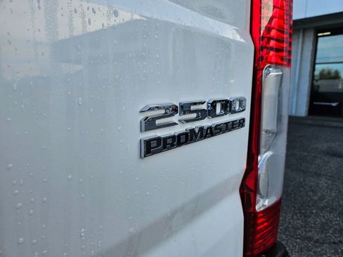 Used 2025 RAM ProMaster 2500 w/ Safety Group image 11