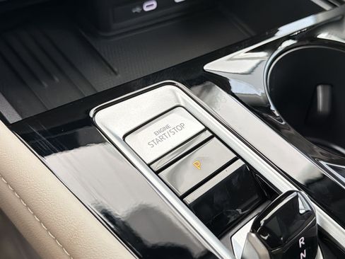 New 2026 Volkswagen Atlas SE image 27