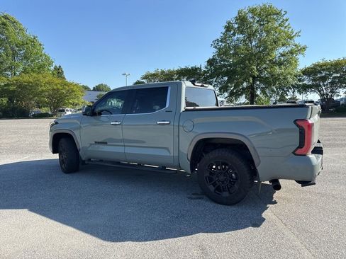 Used 2024 Toyota Tundra Limited image 9