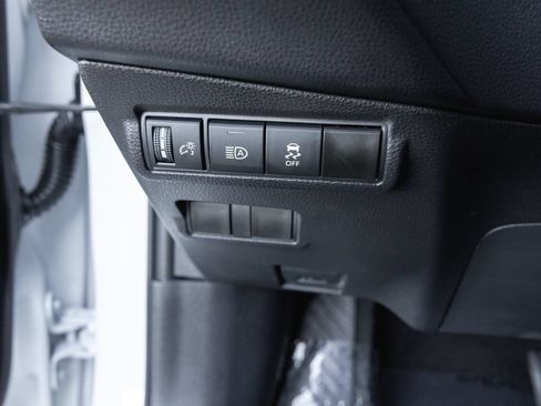 Certified 2026 Toyota Corolla Cross LE FWD image 14