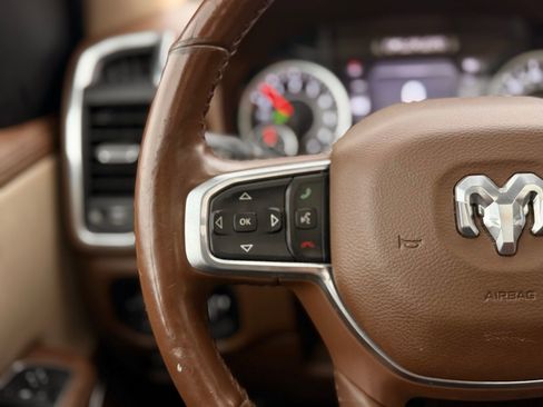 Used 2019 RAM 1500 Laramie AWD/4WD image 53