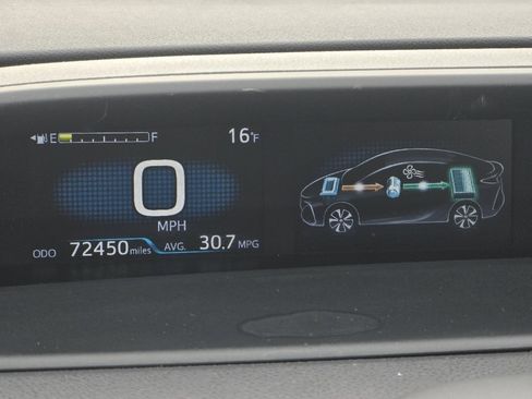 Used 2021 Toyota Prius Prime XLE image 30