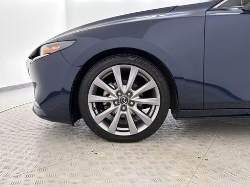Used 2019 MAZDA MAZDA3 Sedan w/ Select Package FWD image 11