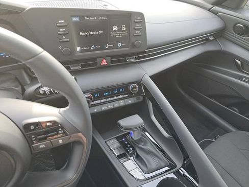 New 2026 Hyundai Elantra SEL Sport image 24