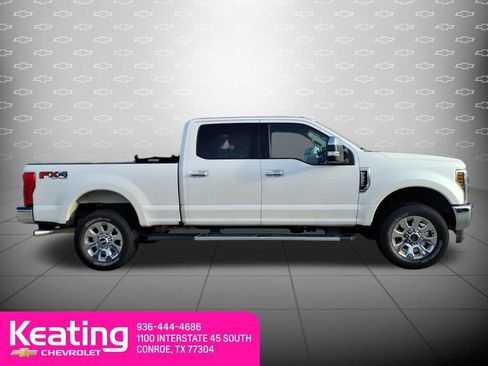Used 2019 Ford F250 Lariat w/ Chrome Package image 4