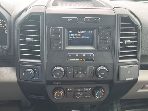 Used 2018 Ford F150 XL w/ Equipment Group 101A Mid RWD image 8