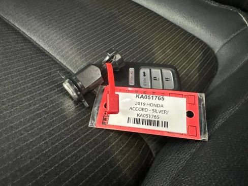 Used 2019 Honda Accord Sport image 29