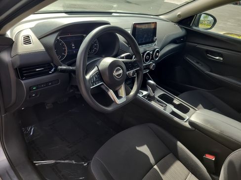 Used 2024 Nissan Sentra SV FWD image 17