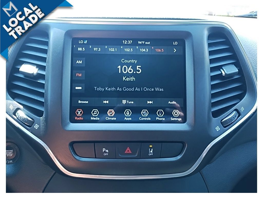 Used 2021 Jeep Cherokee Trailhawk w/ Premium Leather Package AWD/4WD image 25