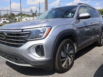 Used 2025 Volkswagen Atlas SE
