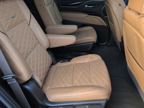 Used 2022 Cadillac Escalade Sport image 21