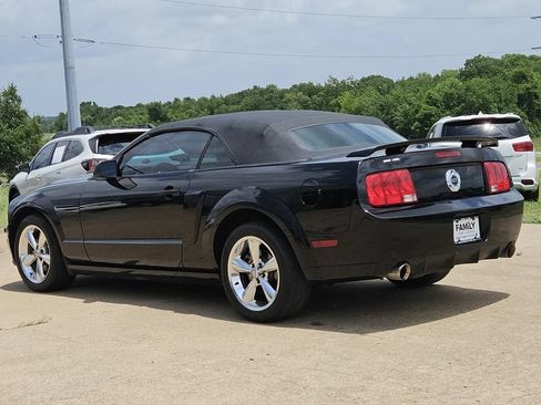 Used 2009 Ford Mustang GT Premium RWD image 7