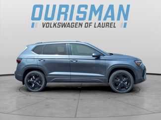 New 2025 Volkswagen Taos SEL video 2