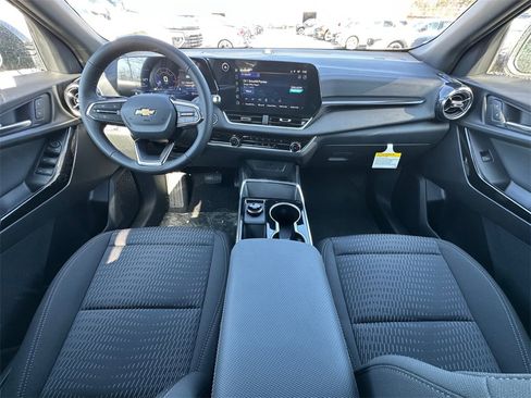 New 2026 Chevrolet Equinox LT image 22