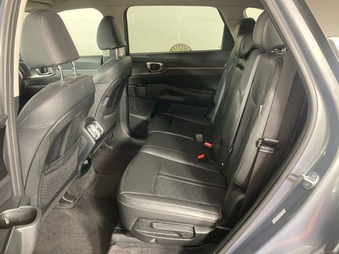 Certified 2024 Kia Sorento S image 13