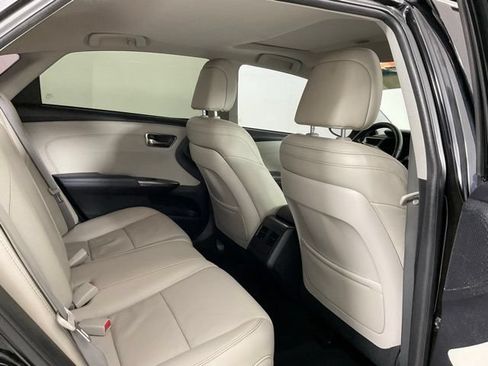 Used 2013 Toyota Avalon XLE Touring w/ Preferred Accessory Package FWD image 15