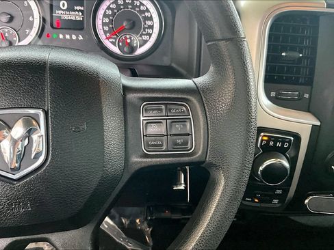 Used 2020 RAM 1500 Classic SLT AWD/4WD image 20