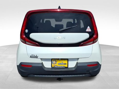 Used 2022 Kia Soul LX w/ Technology Package FWD image 6