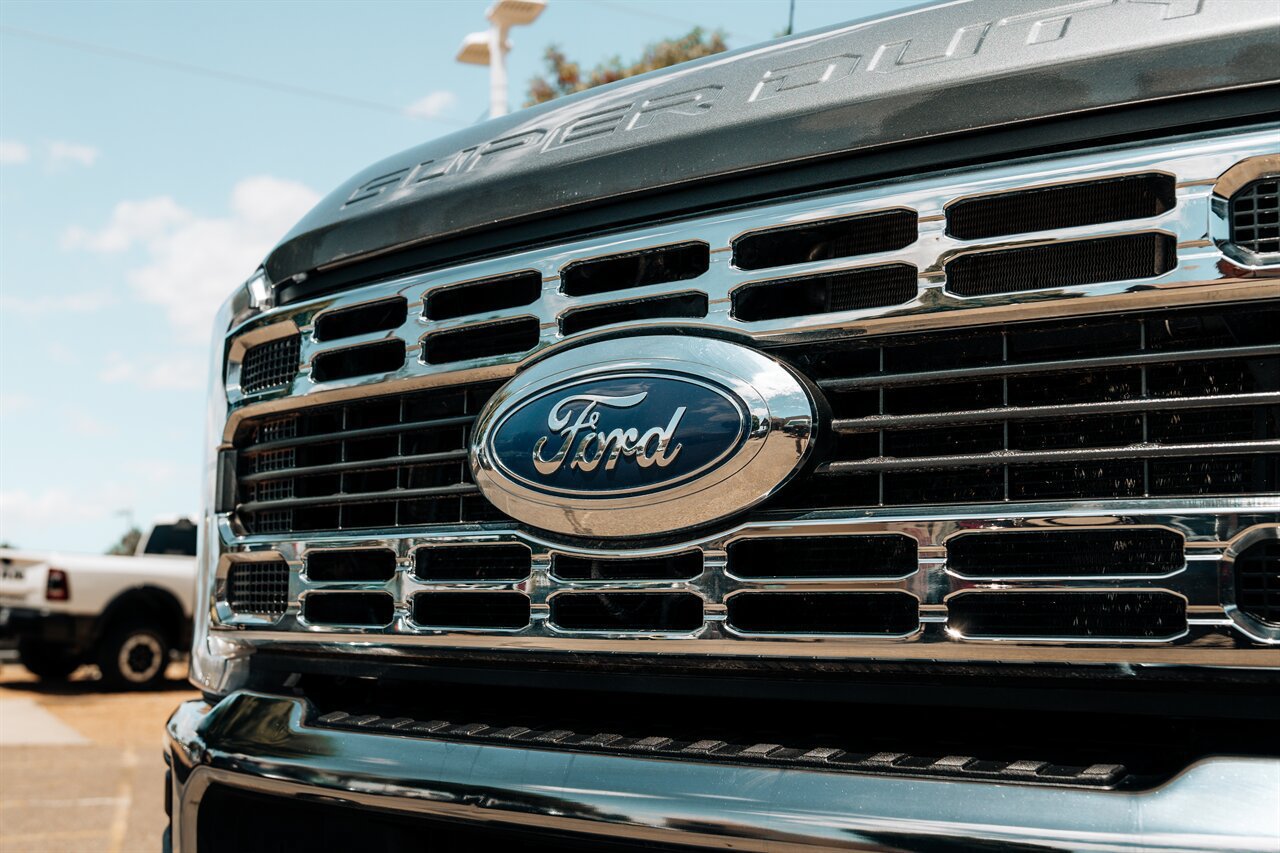 Used 2025 Ford F250 XLT AWD/4WD image 10
