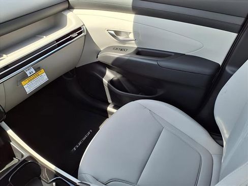 New 2025 Hyundai Tucson SEL image 15