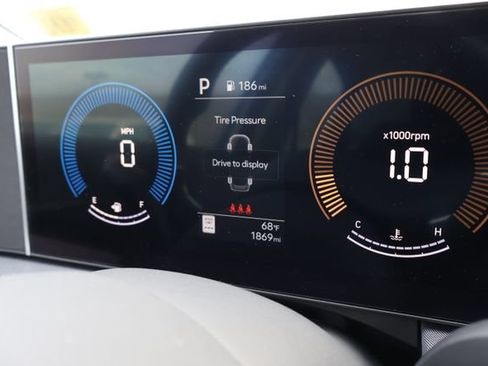 Used 2026 Hyundai Sonata SEL FWD image 19