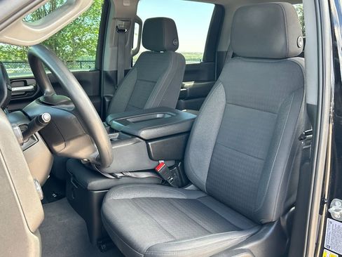 Used 2024 Chevrolet Silverado 2500 Custom w/ Custom Value Package AWD/4WD image 16