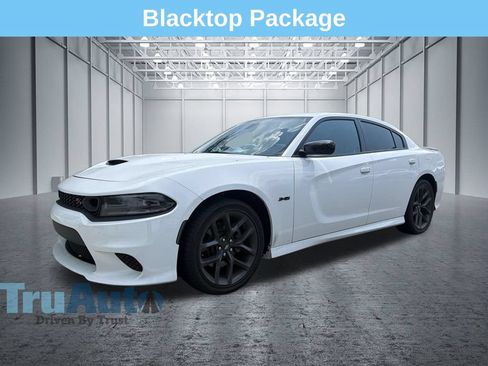 Used 2023 Dodge Charger R/T w/ Blacktop Package RWD image 3