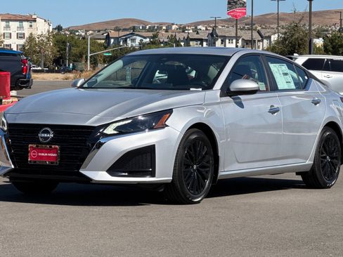 New 2025 Nissan Altima 2.5 SV w/ SV Special Edition Package image 8